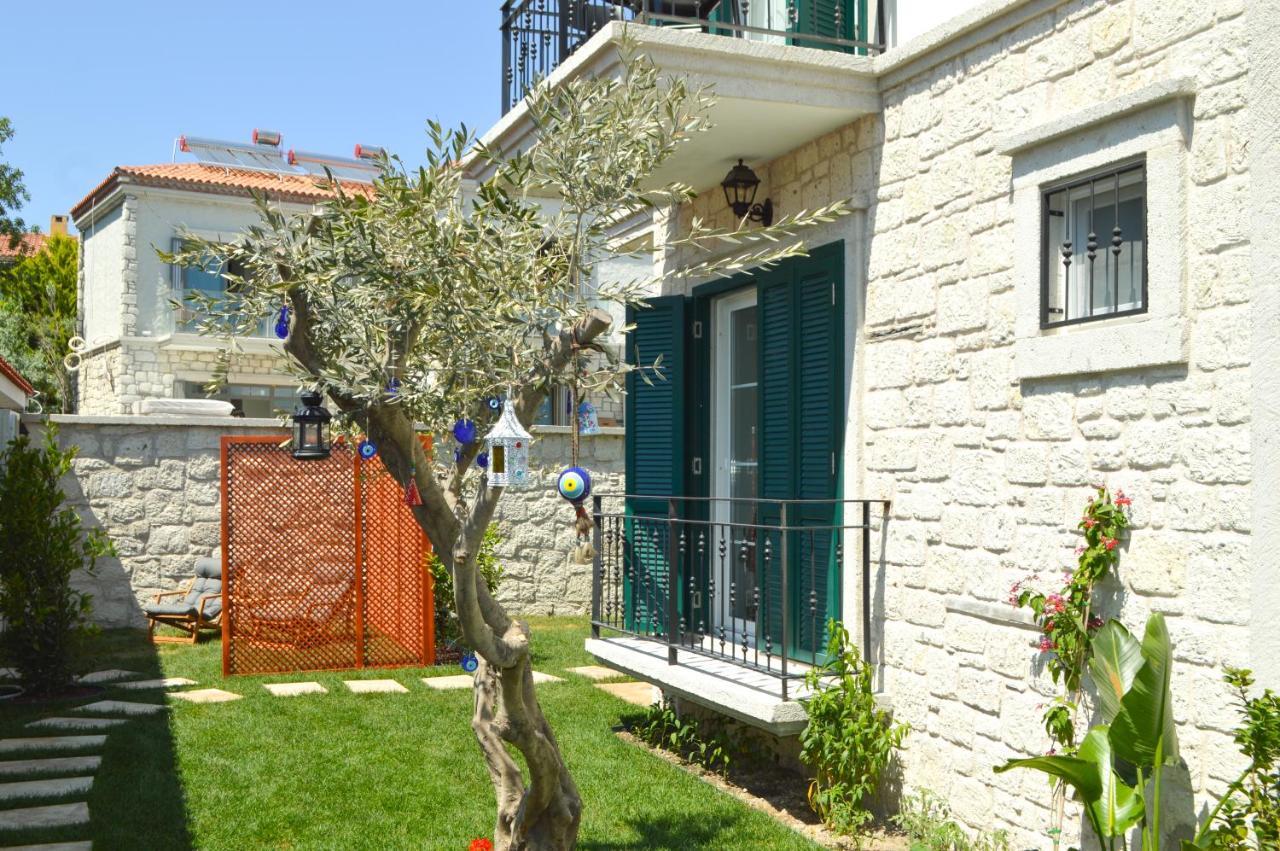 Muezeyyen Hanim Konagi Alaçatı Exterior photo