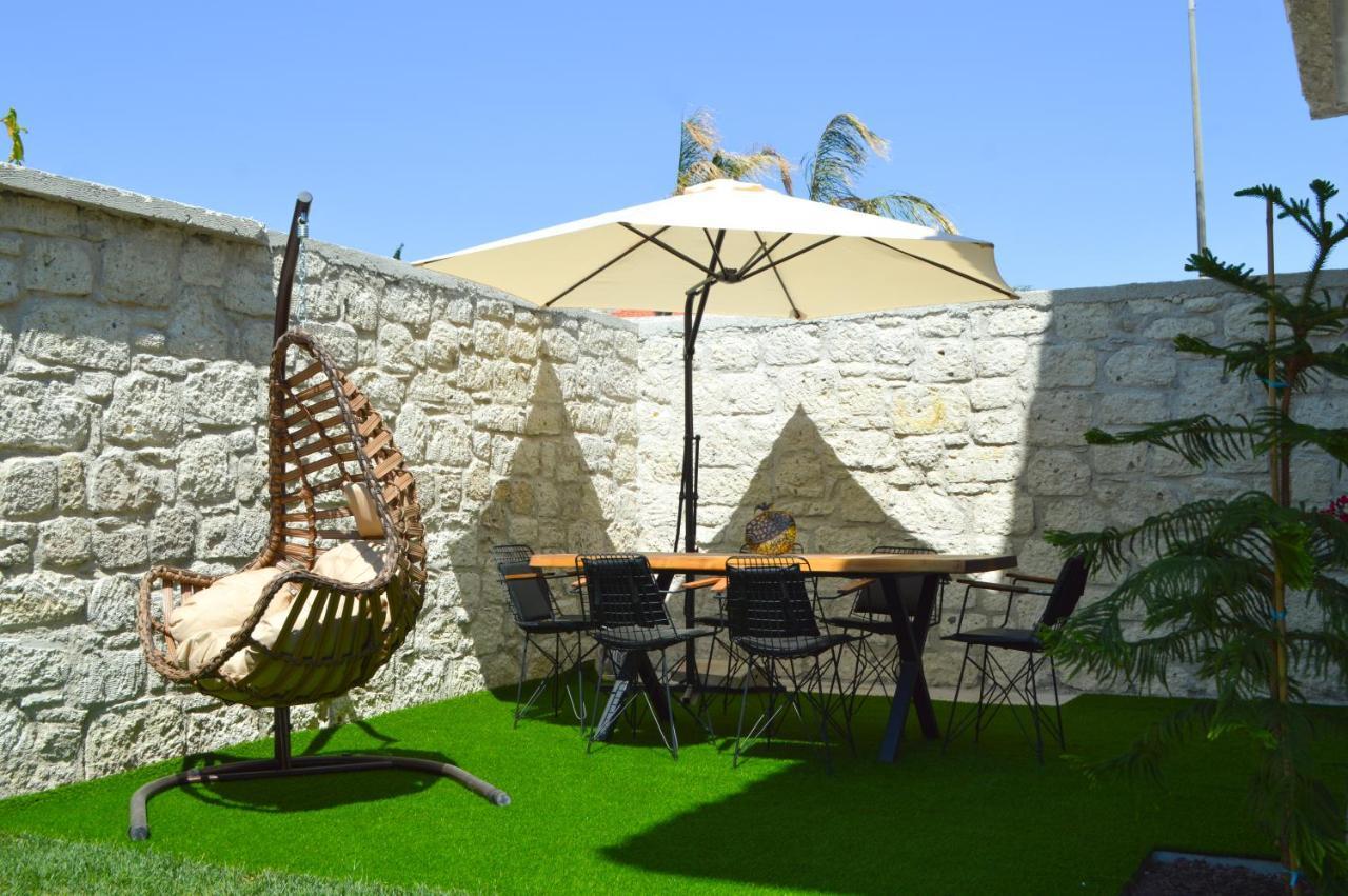 Muezeyyen Hanim Konagi Alaçatı Exterior photo
